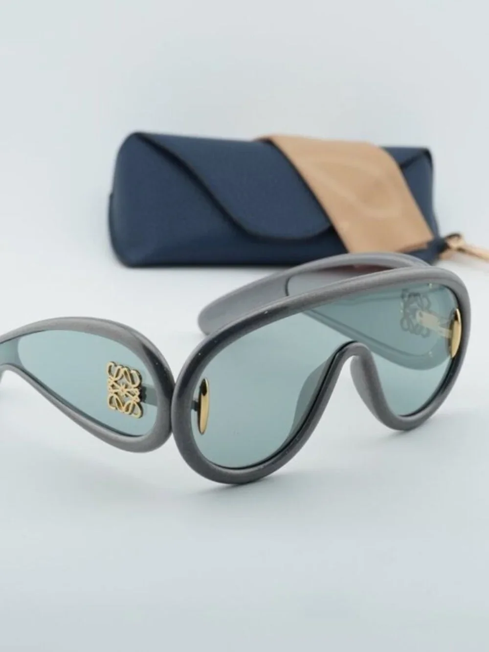 Loewe worn once